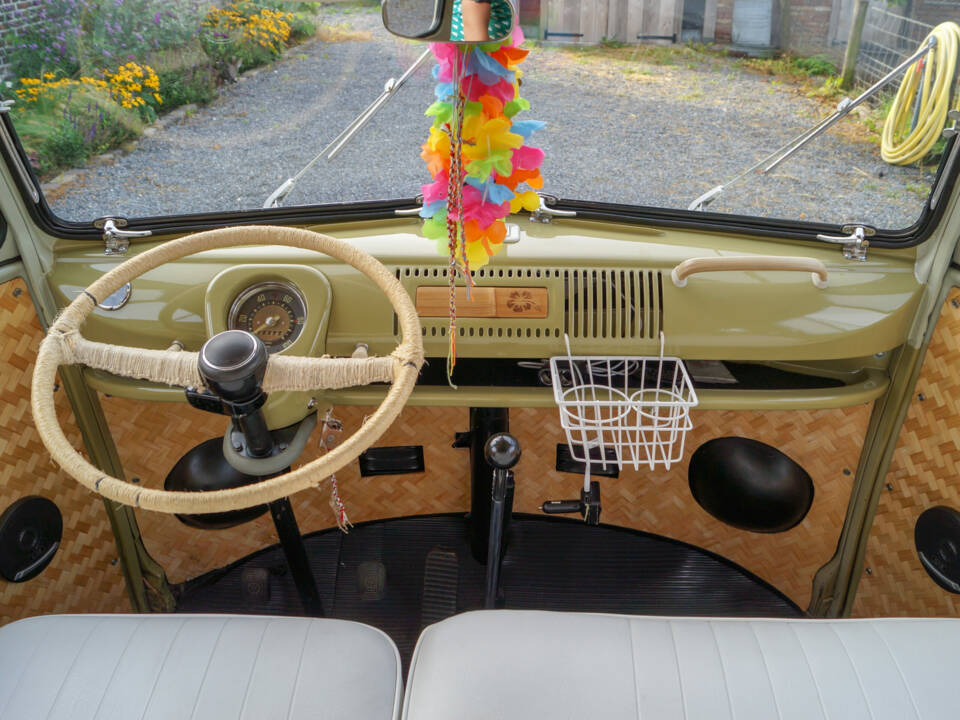 Image 4/5 of Volkswagen T1 camper (1967)