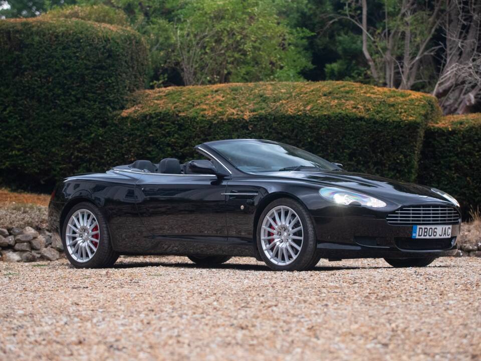 Bild 42/50 von Aston Martin DB 9 Volante (2006)