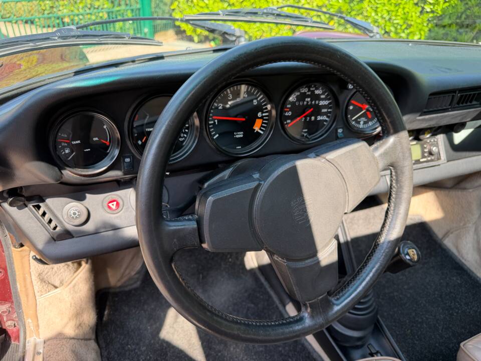 Image 7/15 of Porsche 911 SC 3.0 (1983)