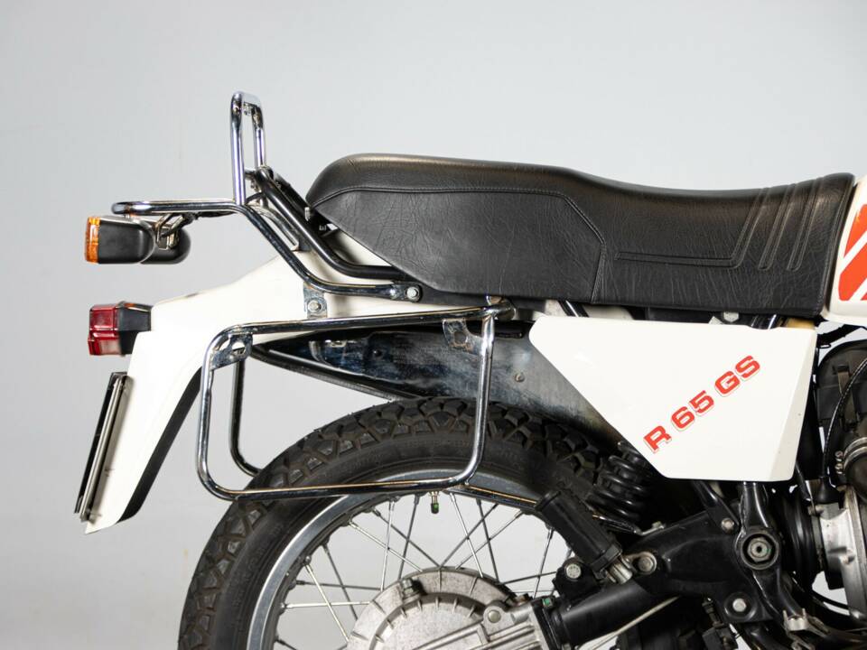 Bild 38/50 von BMW DUMMY (1989)