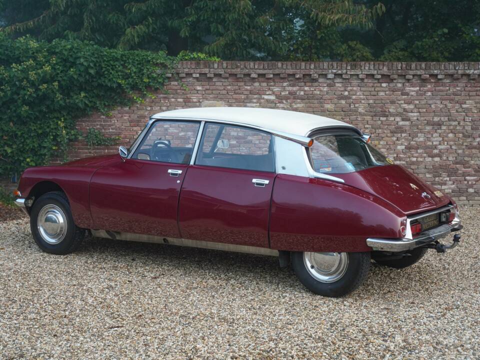 Imagen 10/50 de Citroën DS 21 (1971)