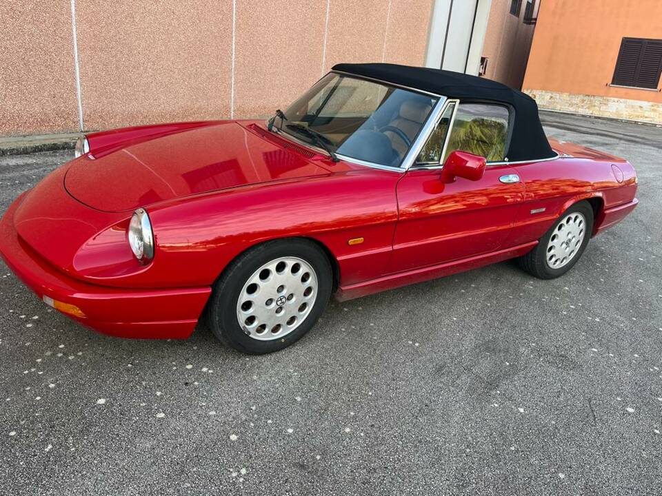 Bild 2/40 von Alfa Romeo 2.0 Spider (1990)