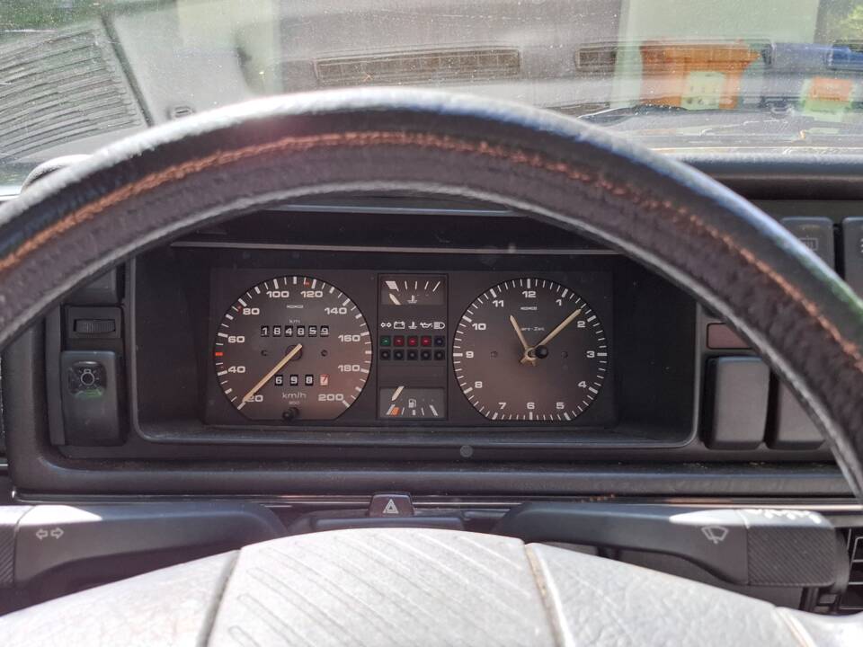 Image 5/9 of Volkswagen Golf Mk II 1.6 (1991)