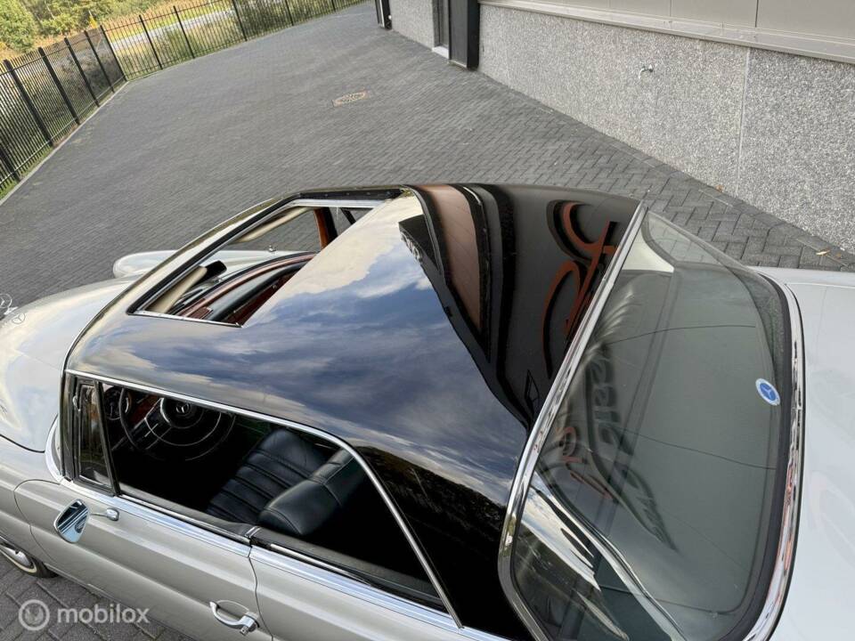 Afbeelding 15/36 van Mercedes-Benz 250 SE (1966)