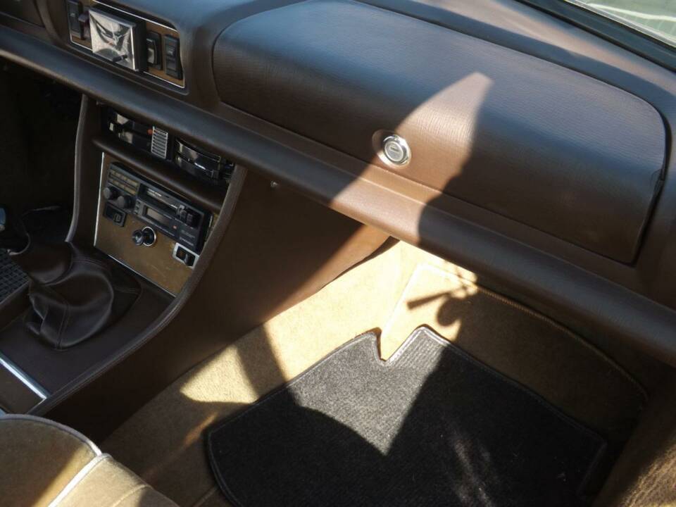 Imagen 36/49 de Peugeot 504 Coupé (1981)