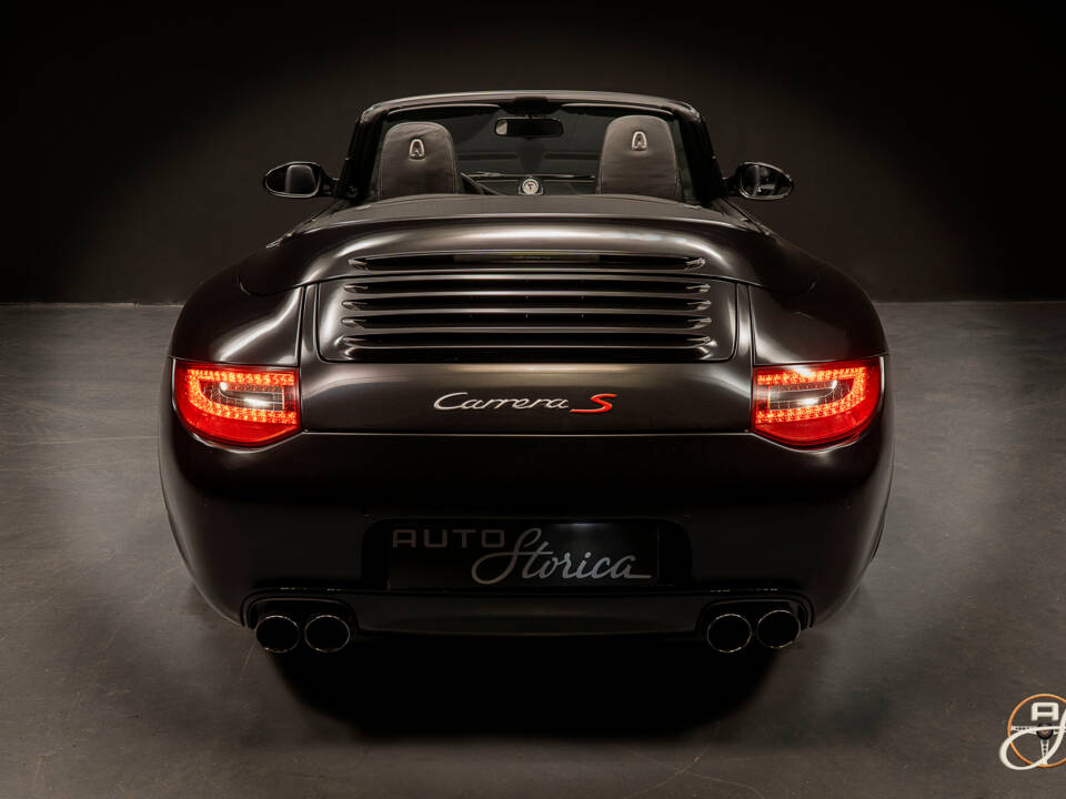 Immagine 4/24 di Porsche 911 Carrera S (2009)