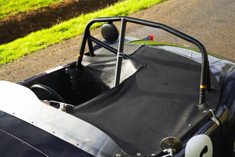 Image 19/35 de MG MGA 1850 (1958)