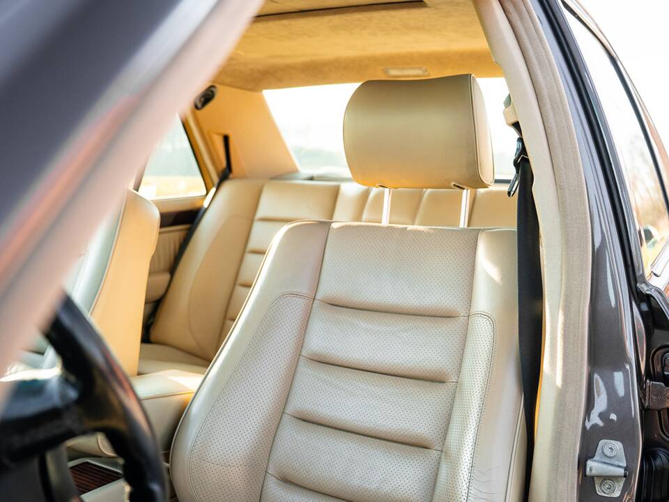 Bild 17/38 von Mercedes-Benz 500 E (1991)