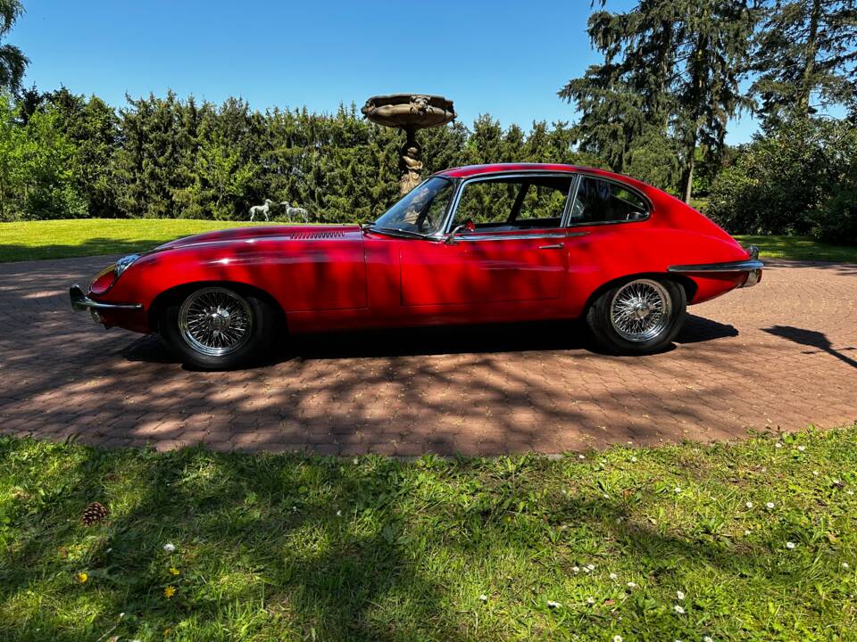 Bild 2/98 von Jaguar E-Type (2+2) (1969)