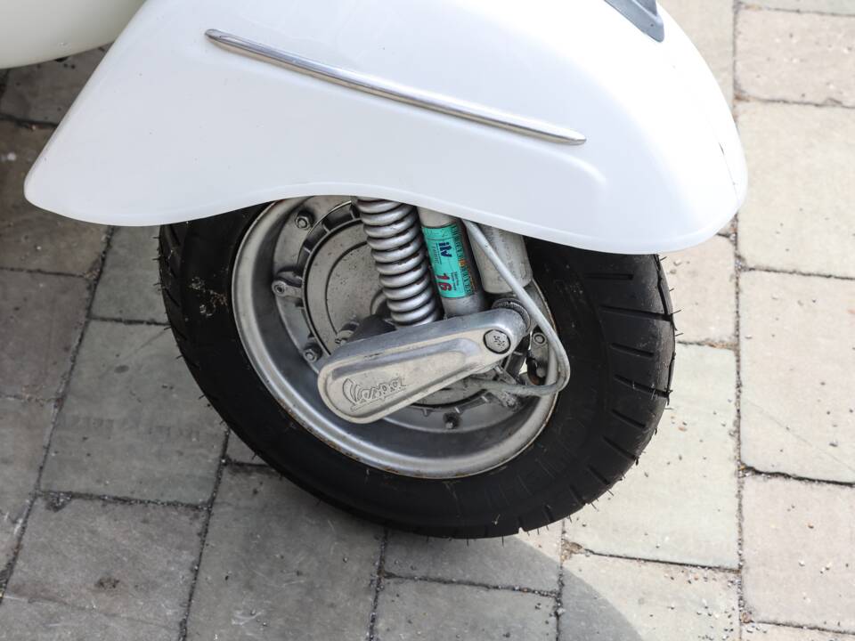 Bild 8/22 von Piaggio Vespa 160 GT Electronic (1972)