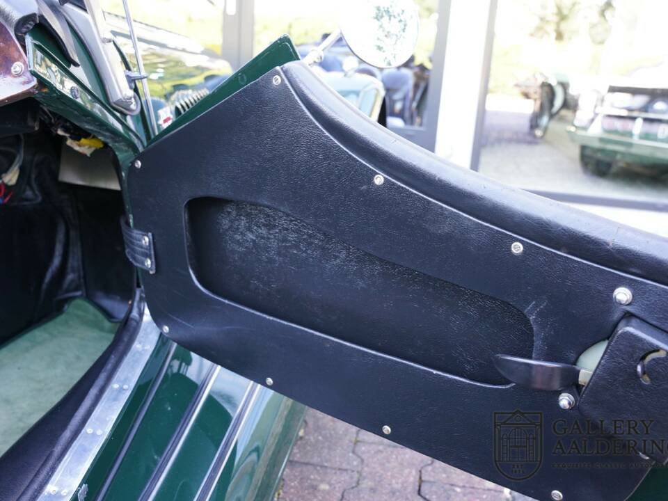 Bild 20/50 von Morgan Plus 8 (1991)