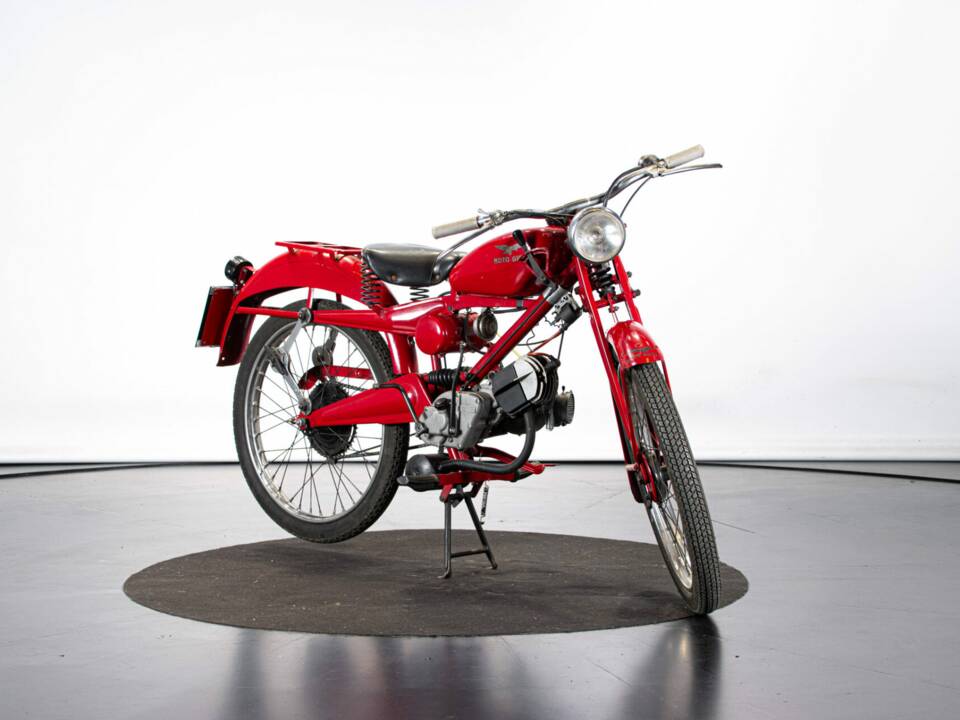 Bild 6/50 von Moto Guzzi Motoleggera 65 (1951)