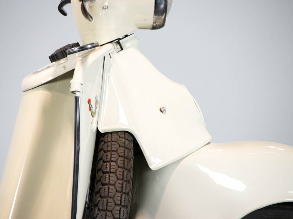 Imagen 37/50 de Moto Guzzi DUMMY (1962)
