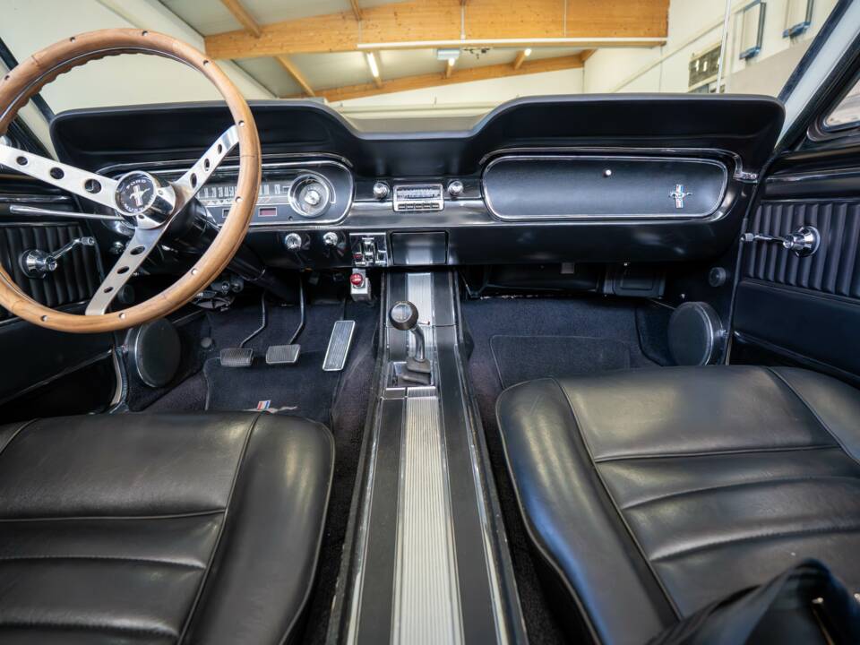 Image 14/30 de Ford Mustang 289 (1965)