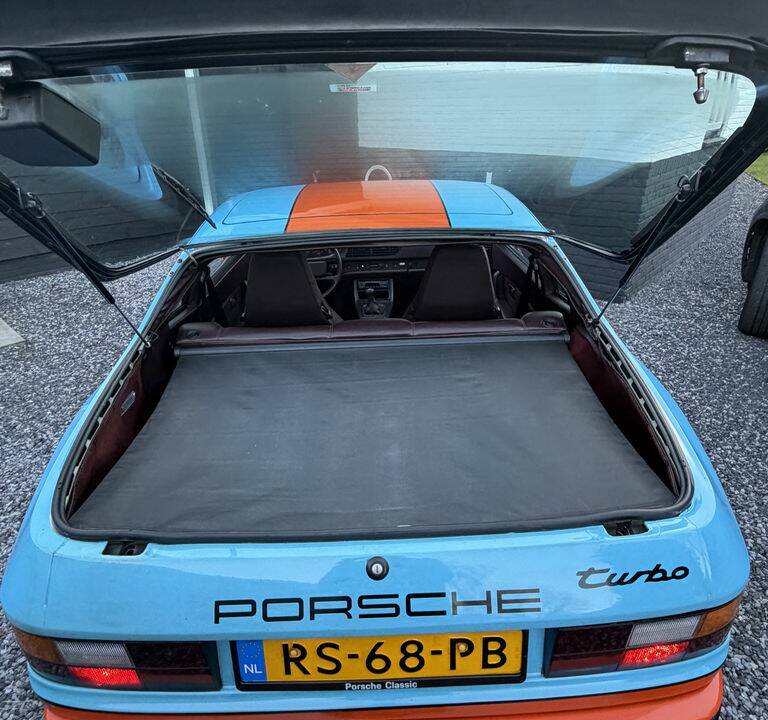 Afbeelding 8/8 van Porsche 944 Turbo (1986)