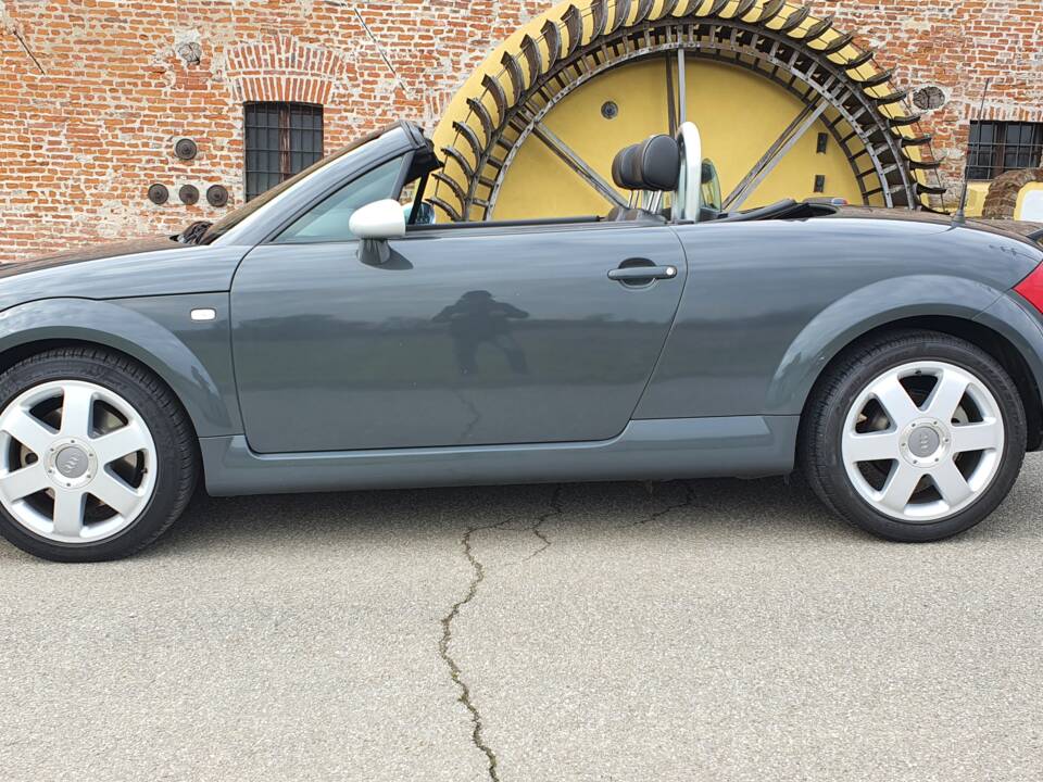 Bild 7/15 von Audi TT 1.8 T quattro (2001)