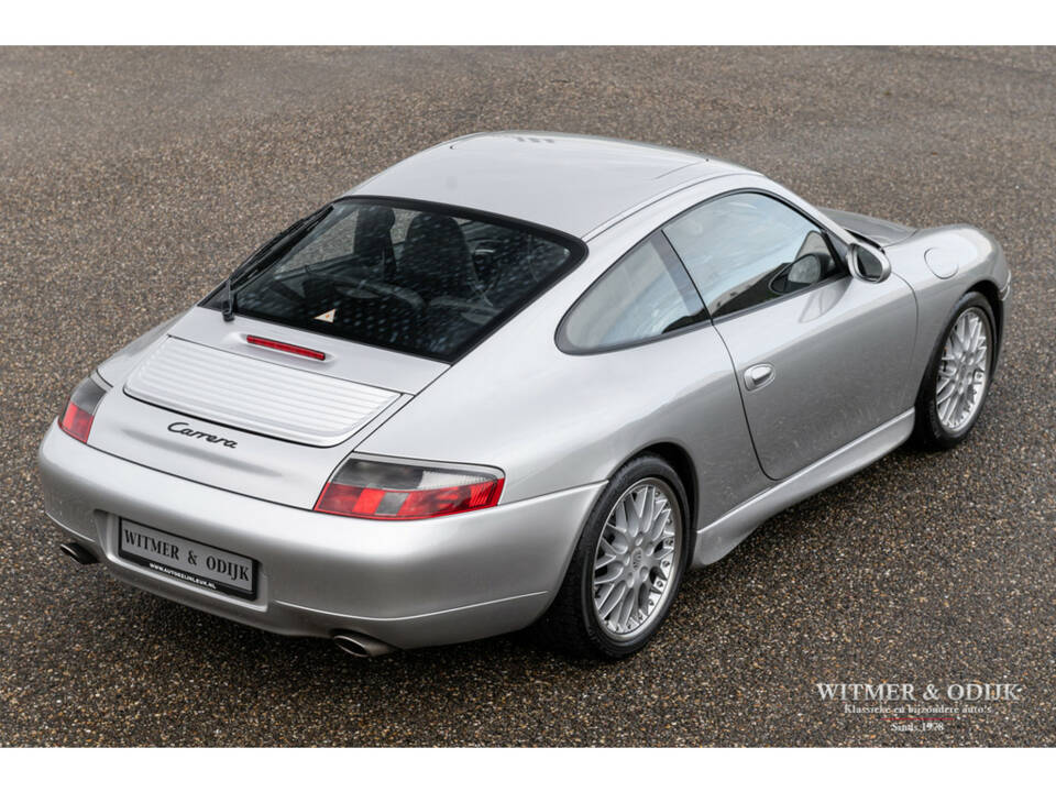 Image 5/28 of Porsche 911 Carrera (2000)
