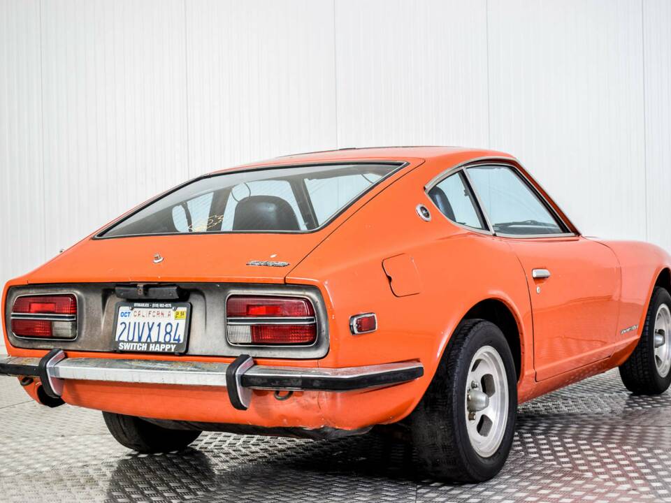 Image 4/50 of Datsun 240 Z (1971)