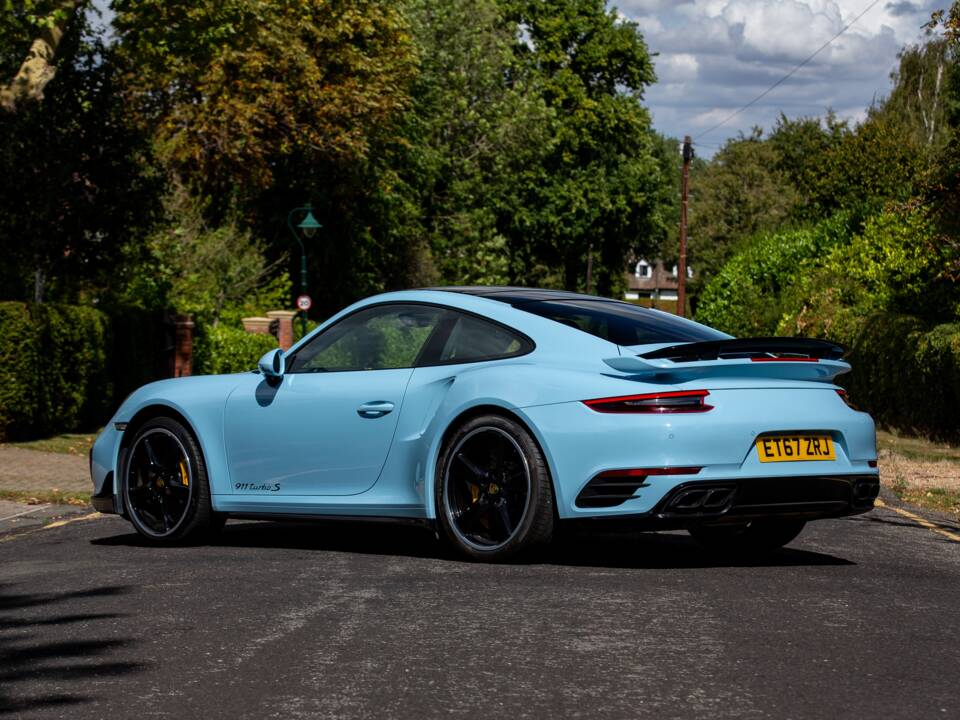 Image 41/48 of Porsche 911 Turbo S Exclusive (2017)