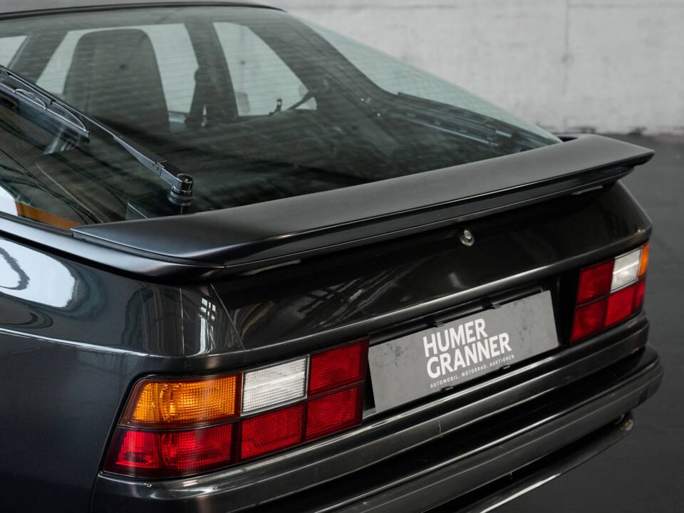Bild 14/50 von Porsche 944 Turbo (1990)
