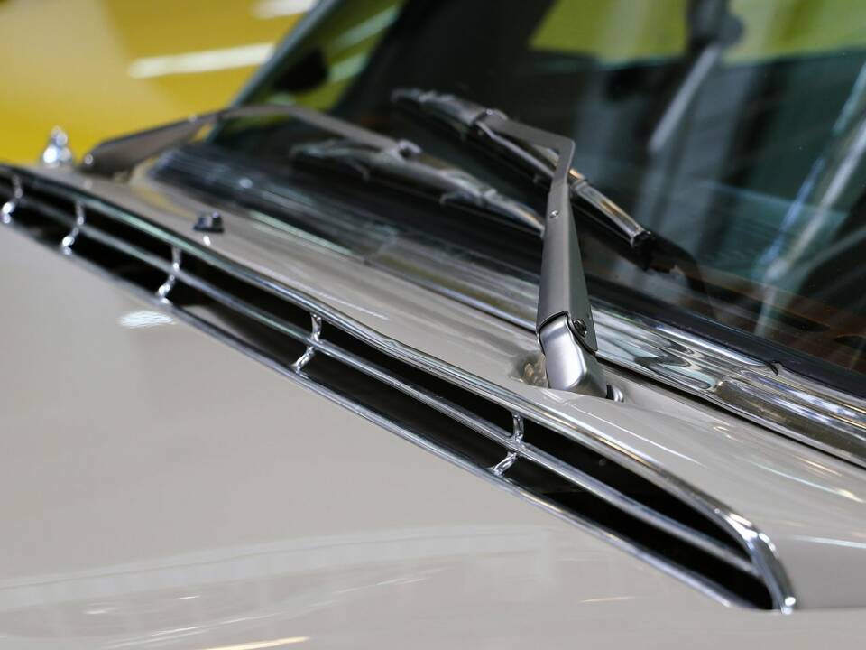 Immagine 17/27 di Mercedes-Benz 280 SE 4,5 (1971)