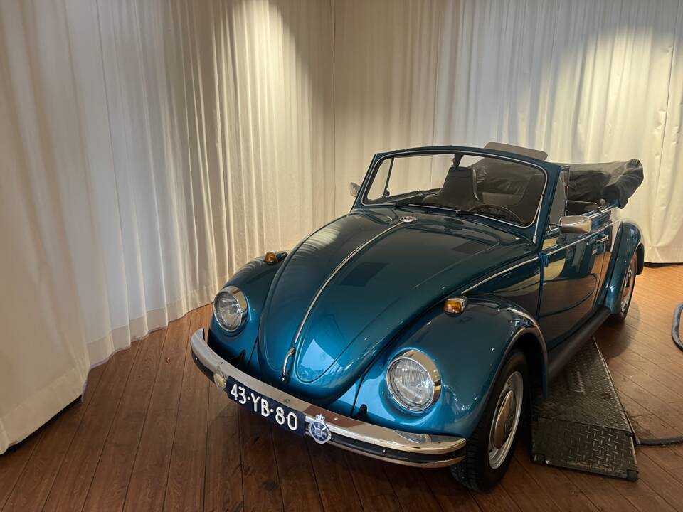 Image 9/68 de Volkswagen Coccinelle 1302 LS (1972)