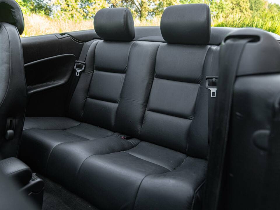 Bild 37/50 von Saab 900 2.0i (1997)