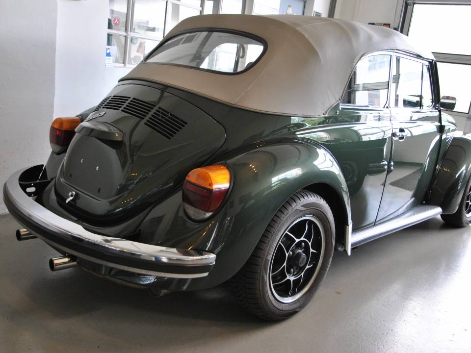 Immagine 9/41 di Volkswagen Maggiolone 1303 LS (1976)
