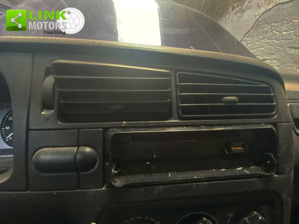 Image 28/31 de Volkswagen Golf III 2.0 16V GTI (1995)