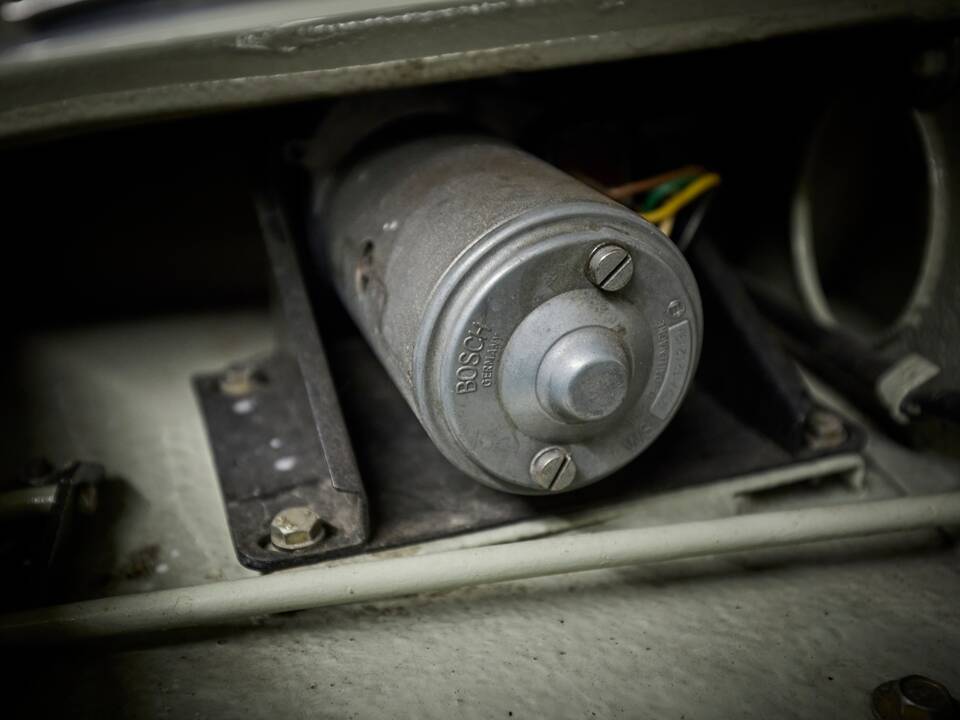 Bild 97/100 von Borgward P 100 2,3 Liter (1960)