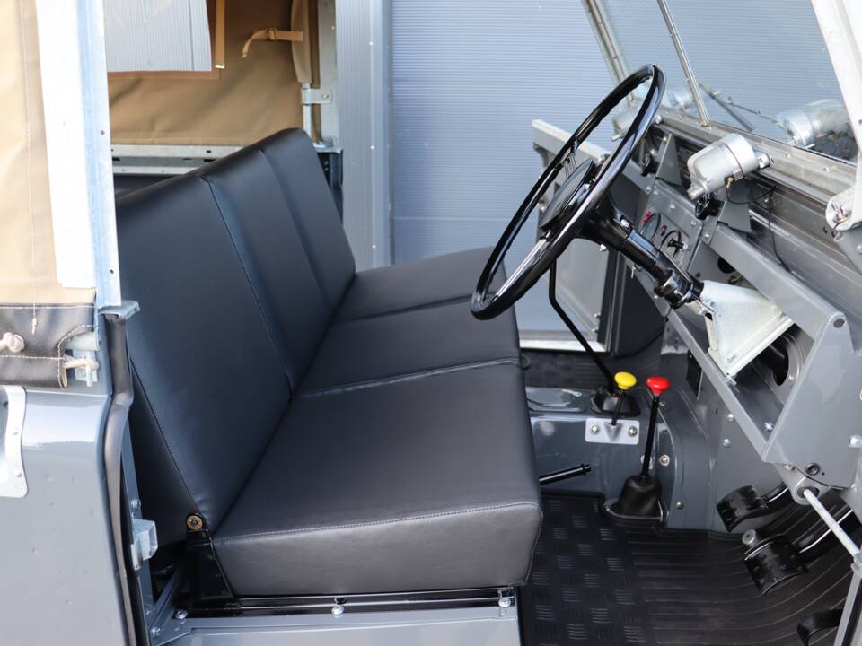 Bild 32/64 von Land Rover 88 (1958)