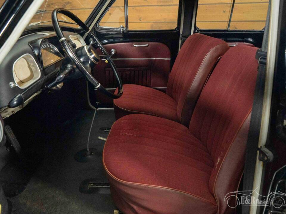 Imagen 12/19 de Renault Dauphine Export (1965)