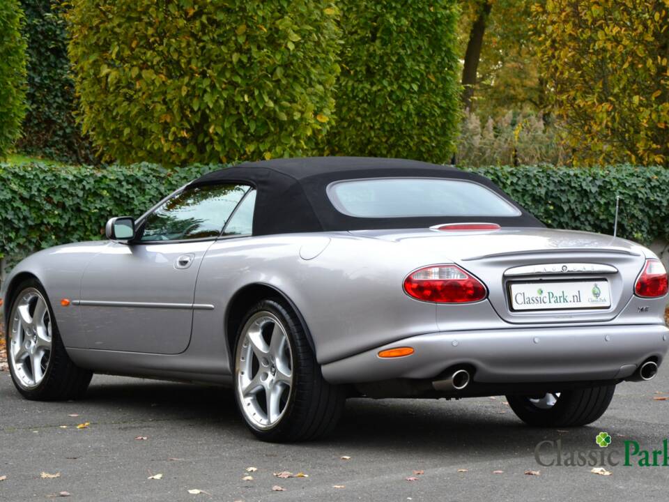 Image 7/50 of Jaguar XKR &quot;Silverstone&quot; (2000)