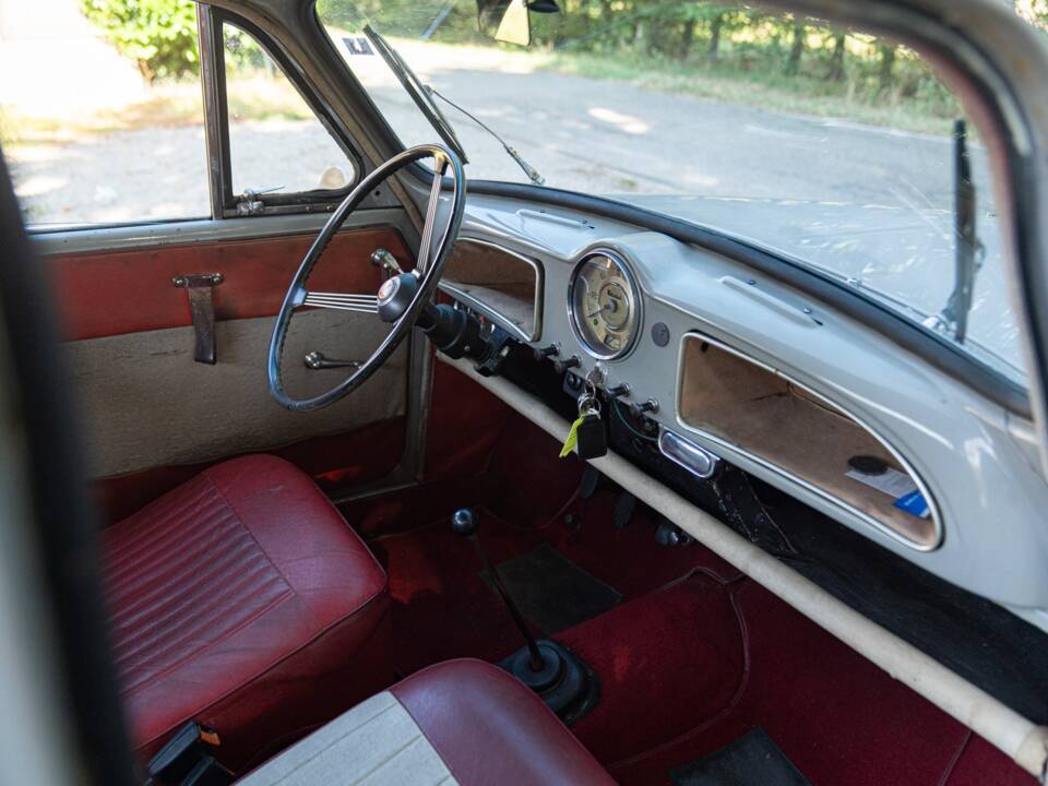 Image 30/50 of Morris Minor 1000 (1958)