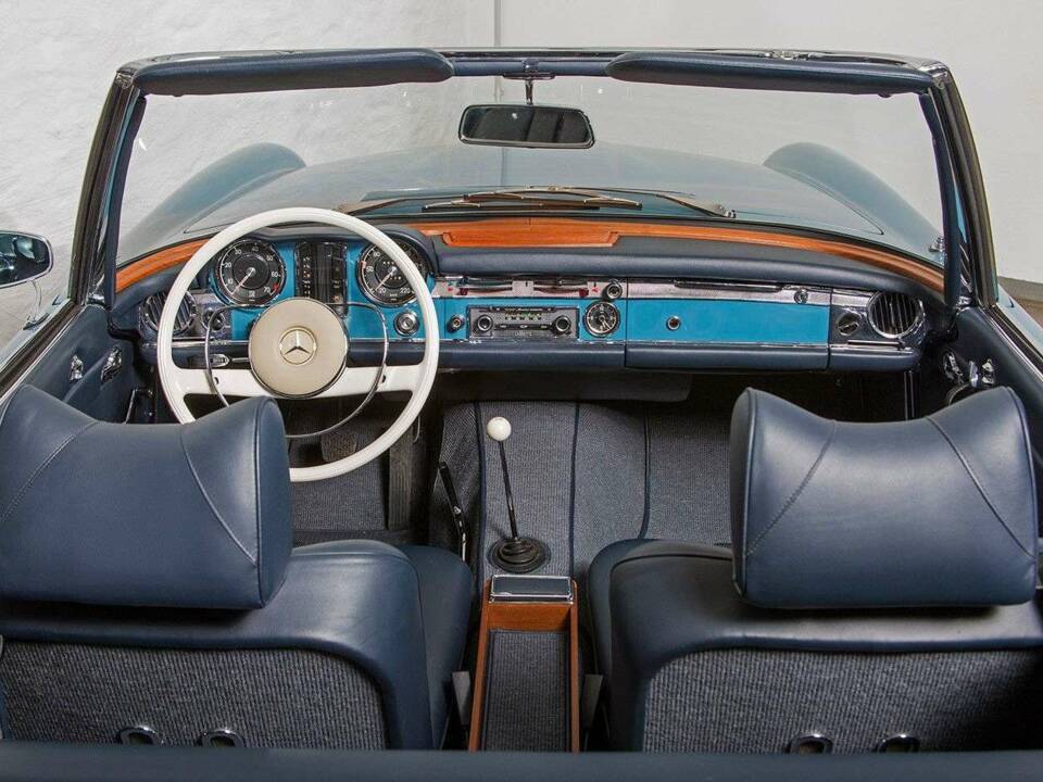 Imagen 36/44 de Mercedes-Benz 230 SL (1965)