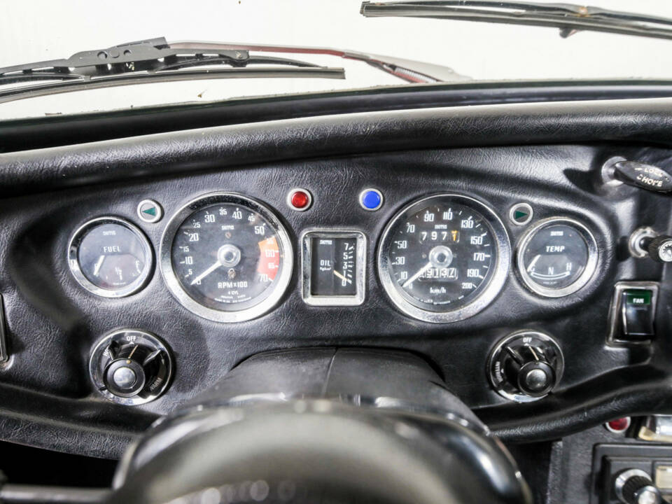 Imagen 22/50 de MG MGB GT (1975)