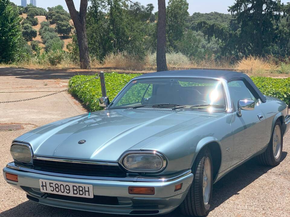 Afbeelding 72/112 van Jaguar XJS 4.0 (1994)
