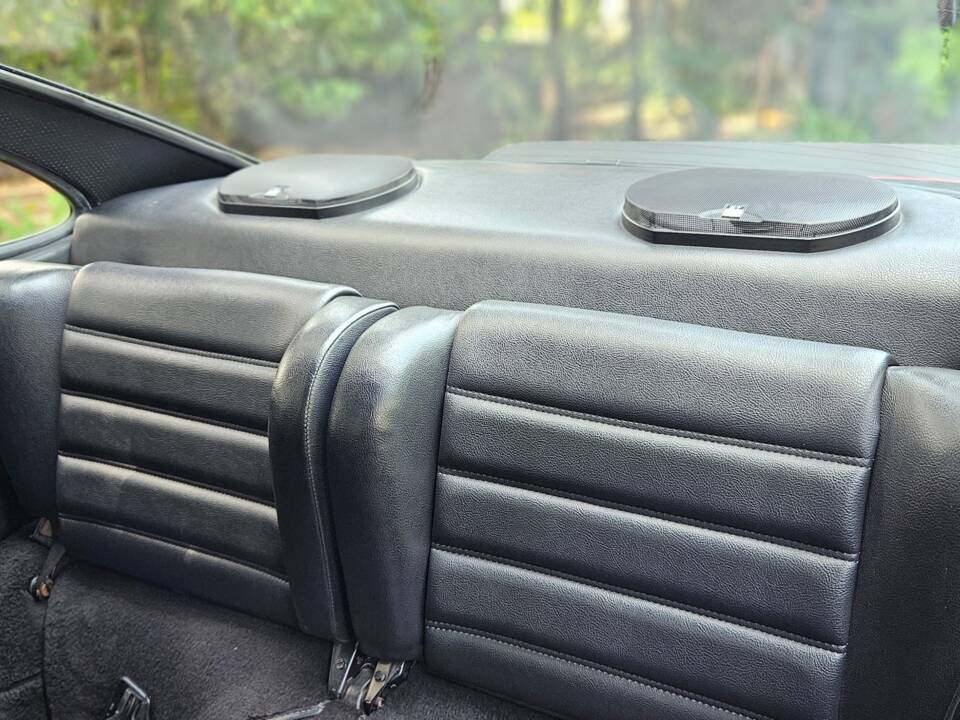 Immagine 10/37 di Porsche 911 Carrera 3.2 (1985)