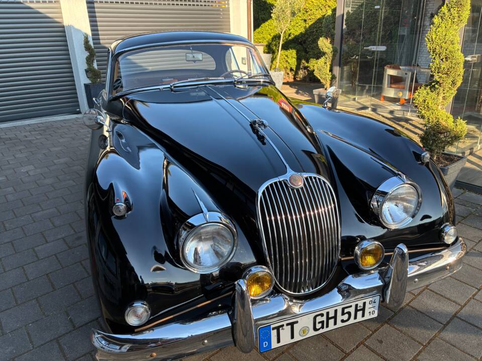 Image 27/46 de Jaguar XK 150 3.8 SE FHC (1960)