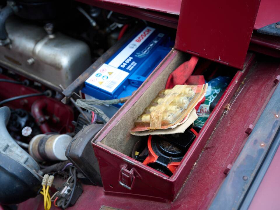 Image 42/50 of MG TD (1953)