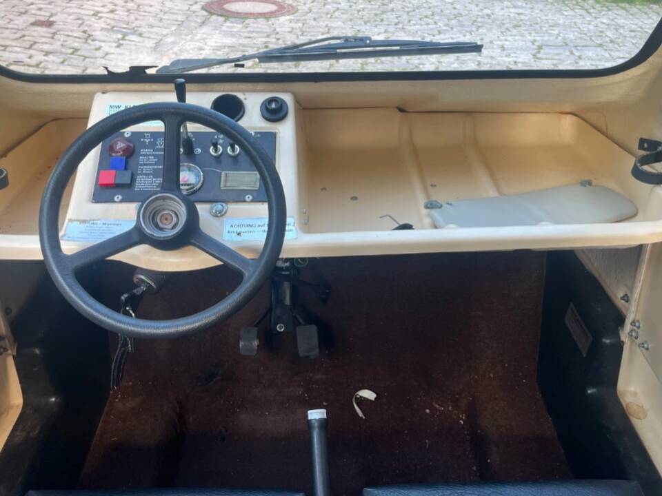 Image 33/51 of MW Cityboy (1985)