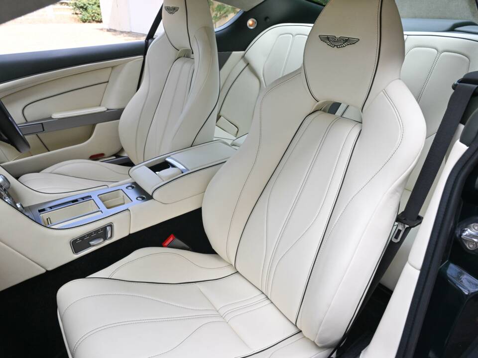 Bild 38/49 von Aston Martin DB 9 (2013)