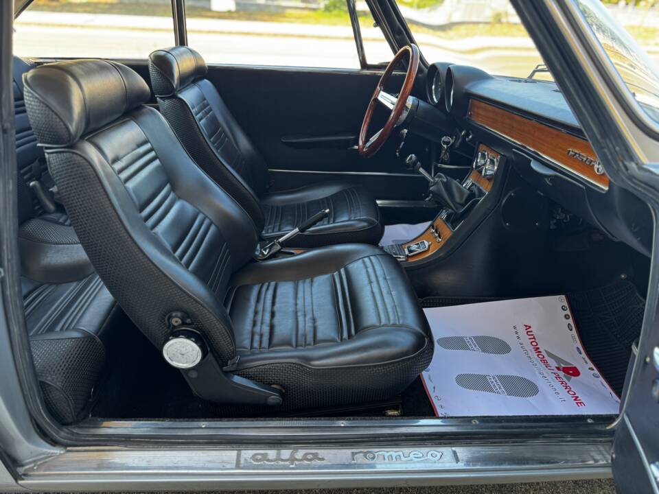 Afbeelding 32/43 van Alfa Romeo 1750 GT Veloce (1970)