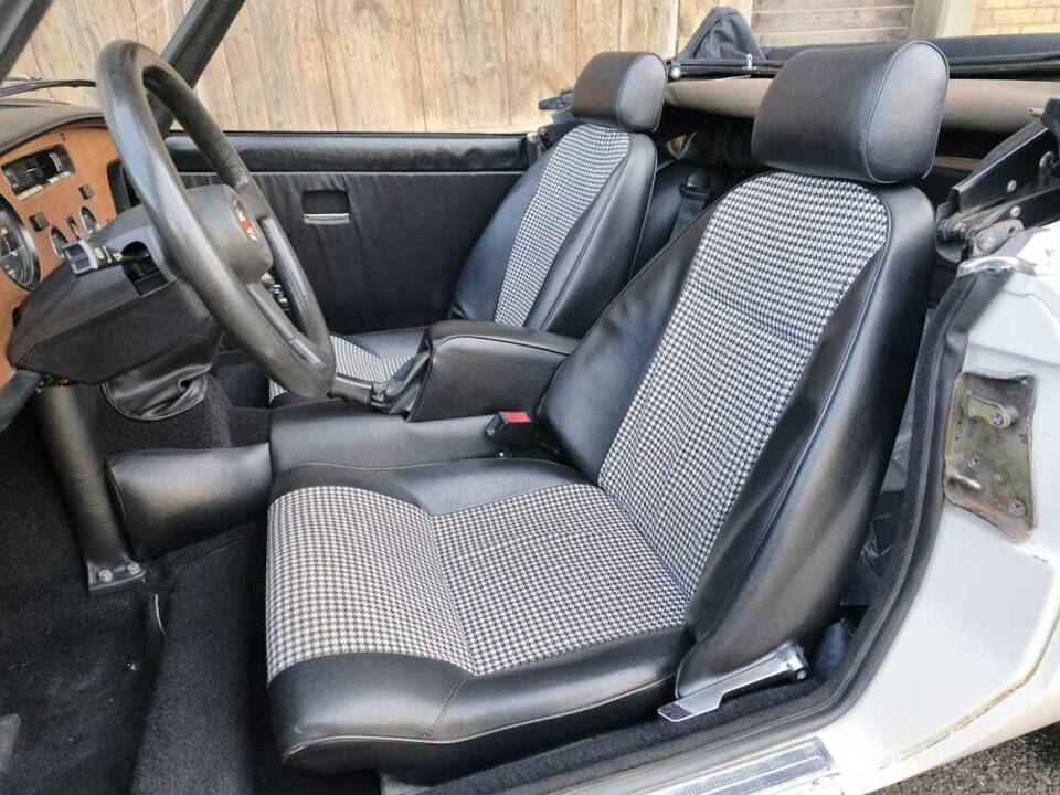 Imagen 8/21 de Triumph Spitfire 1500 (1979)