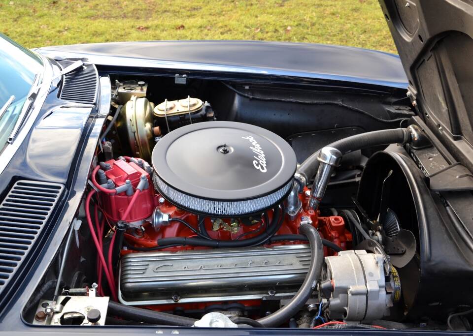 Image 20/26 of Chevrolet Corvette Sting Ray (1963)