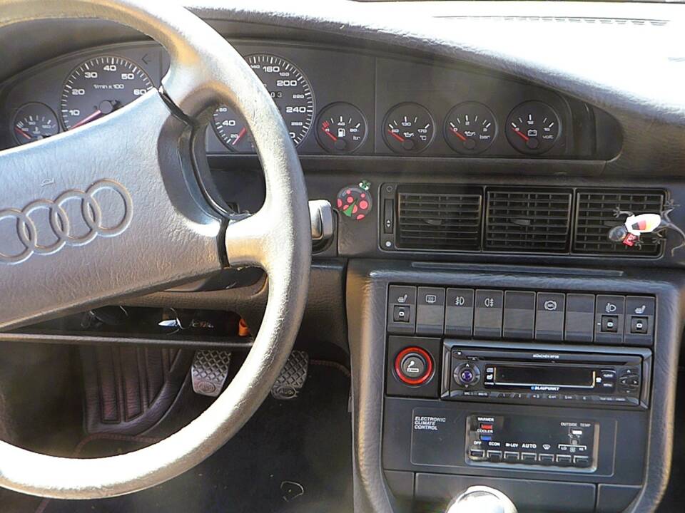 Bild 11/29 von Audi 100 Avant - 2.3 E (1990)