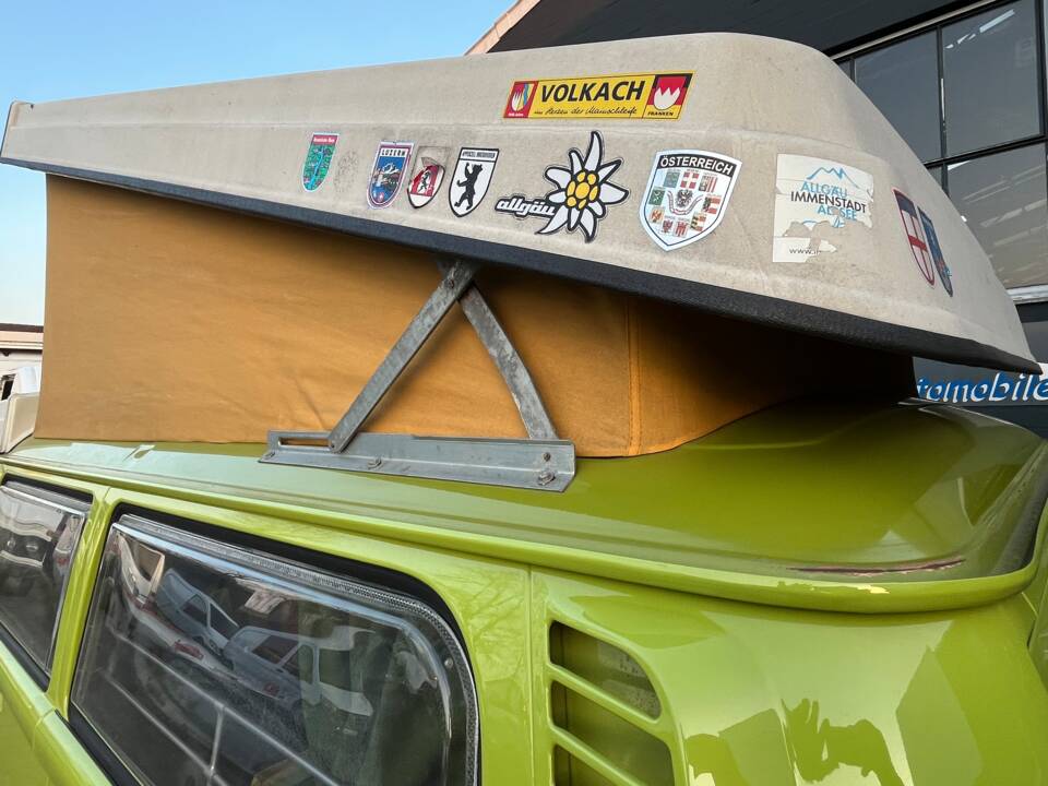 Image 13/57 of Volkswagen T2b Westfalia (1978)