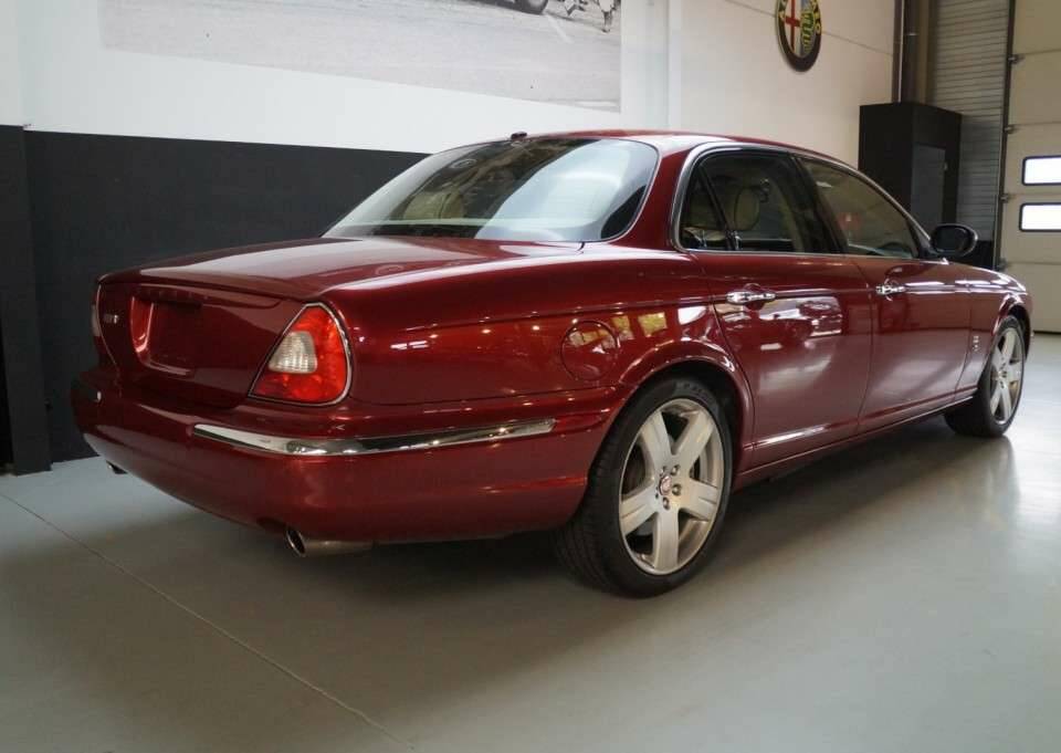 Bild 4/50 von Jaguar XJR Super V8 (2007)