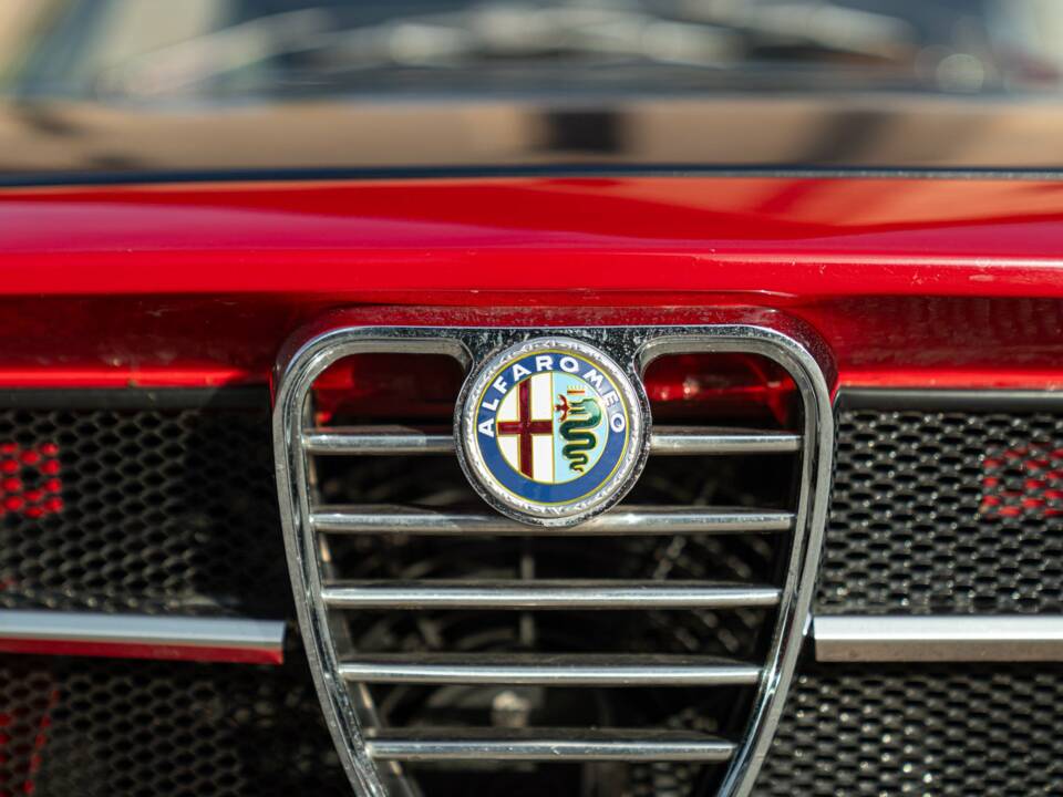 Bild 35/50 von Alfa Romeo 2000 GT Veloce (1973)