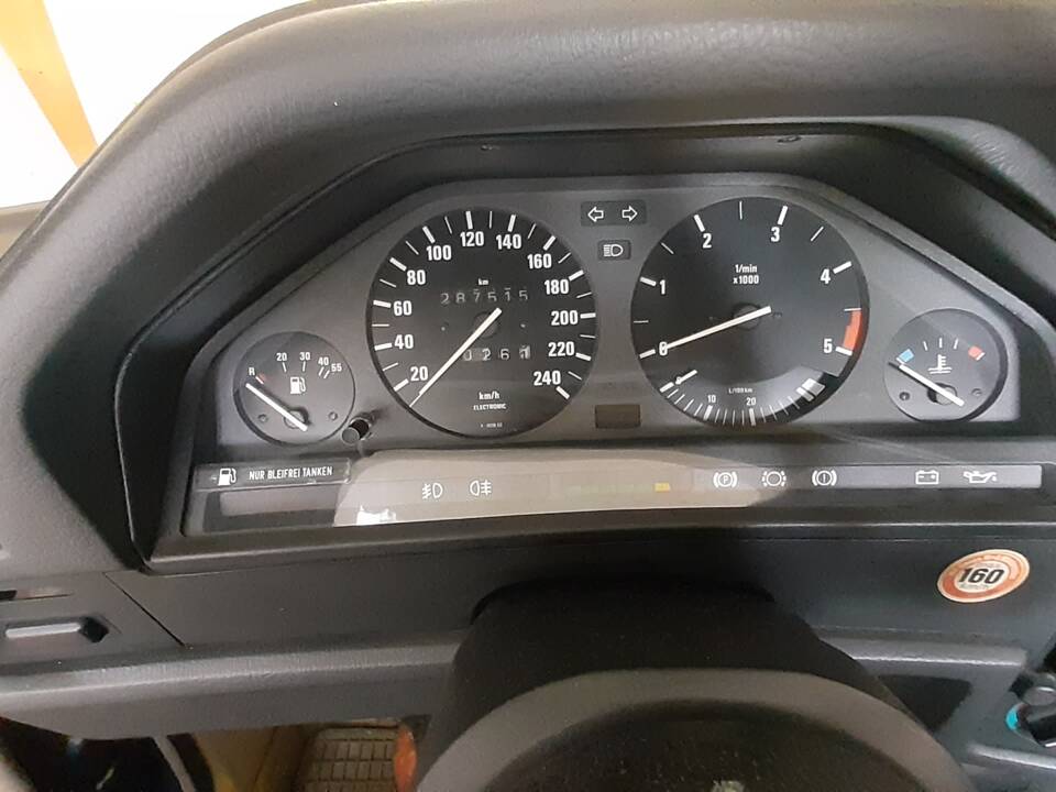 Imagen 6/8 de BMW 325e (1986)